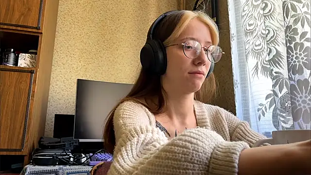 AliceGates online show from 16, 5, 2026