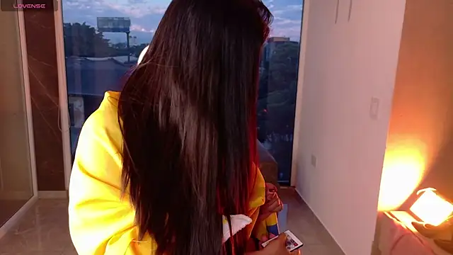 Eva-Apple online show from 17, 6, 2026