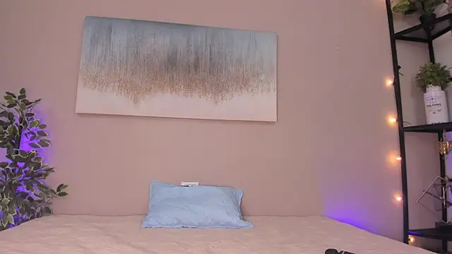 GabbyL0u online show from 30, 6, 2026