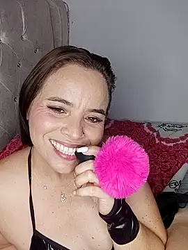 Luna-velvet1 online show from 13, 5, 2026