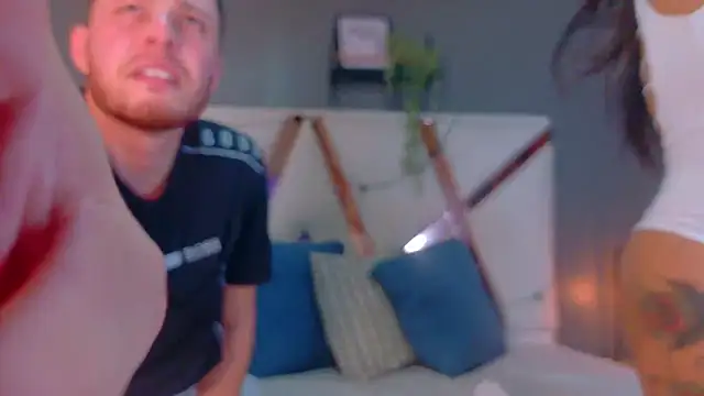Luna and Jacksonn online show from 18, 5, 2026