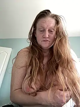 Snapshot of Kellilyn10 chatting on 18, 5, 2026 Kellilyn10 online show from 18, 5, 2026
