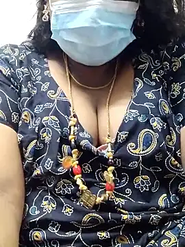Snapshot of tamilkavitha123 chatting on 11, 5, 2026 tamilkavitha123 online show from 11, 5, 2026