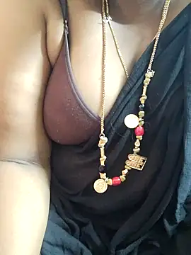 Snapshot of tamilkavitha123 chatting on 24, 6, 2026 tamilkavitha123 online show from 24, 6, 2026
