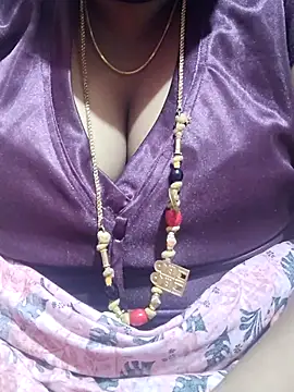 Snapshot of tamilkavitha123 chatting on 31, 5, 2026 tamilkavitha123 online show from 31, 5, 2026