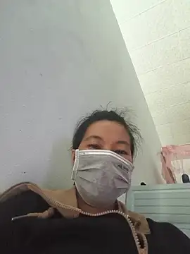 Snapshot of missthree chatting on 15, 7, 2026 missthree online show from 15, 7, 2026