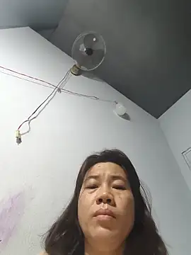 Snapshot of missthree chatting on 19, 5, 2026 missthree online show from 19, 5, 2026
