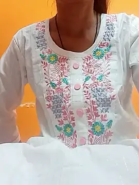 hotchandagirl online show from 7, 5, 2026