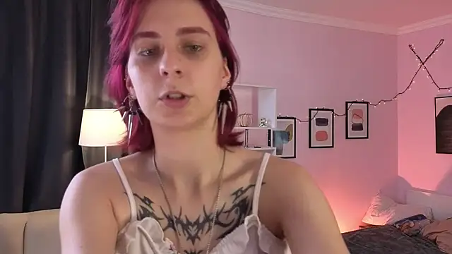 Cruela Bena online show from 25, 6, 2026