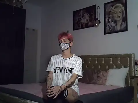 shyskinnynina online show from 13, 5, 2026