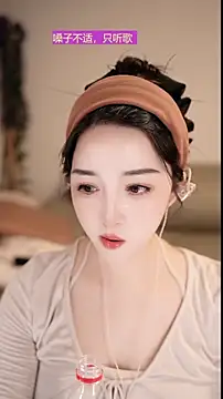 Snapshot of singer-wenwan chatting on 24, 5, 2026 singer-wenwan online show from 24, 5, 2026