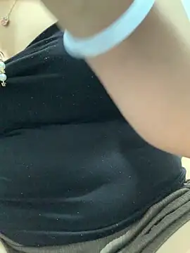 Snapshot of Bigcunt-hairy chatting on 23, 5, 2026 Bigcunt-hairy online show from 23, 5, 2026