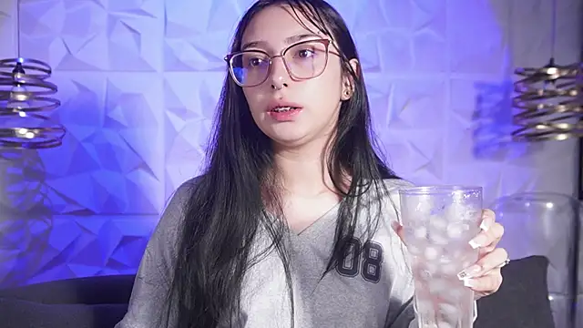 zara bliss online show from 4, 6, 2026