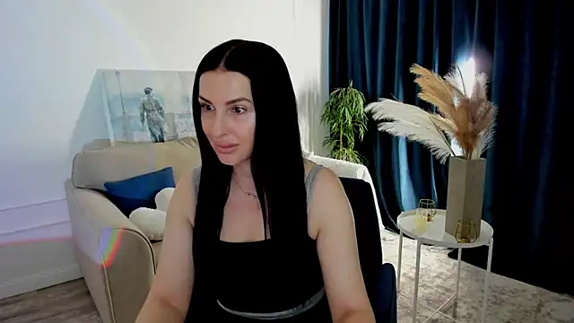 HoneyBlossome online show from 14, 6, 2026