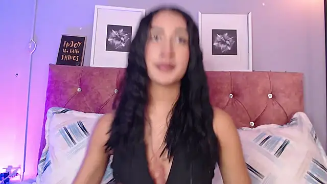 Snapshot of Nikirouse chatting on 25, 7, 2026 Nikirouse online show from 25, 7, 2026