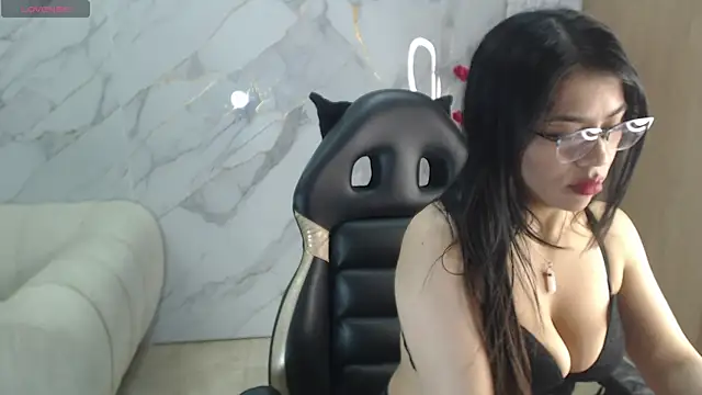 Jade tf online show from 25, 6, 2026