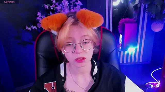 Snapshot of FoxxyyPolly chatting on 30, 5, 2026 FoxxyyPolly online show from 30, 5, 2026