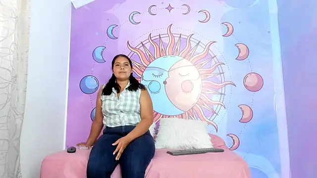 selena fooxx online show from 8, 5, 2026