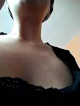 Snapshot of Annie_loveer chatting on 14, 6, 2026 Annie loveer online show from 14, 6, 2026