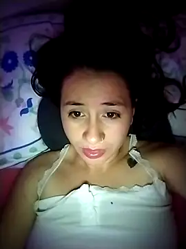 Snapshot of Annie_loveer chatting on 25, 6, 2026 Annie loveer online show from 25, 6, 2026