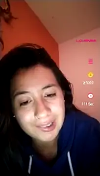 Snapshot of Annie_loveer chatting on 7, 7, 2026 Annie loveer online show from 7, 7, 2026