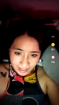 Snapshot of Annie_loveer chatting on 1, 7, 2026 Annie loveer online show from 1, 7, 2026