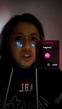Snapshot of Annie_loveer chatting on 7, 7, 2026 Annie loveer online show from 7, 7, 2026