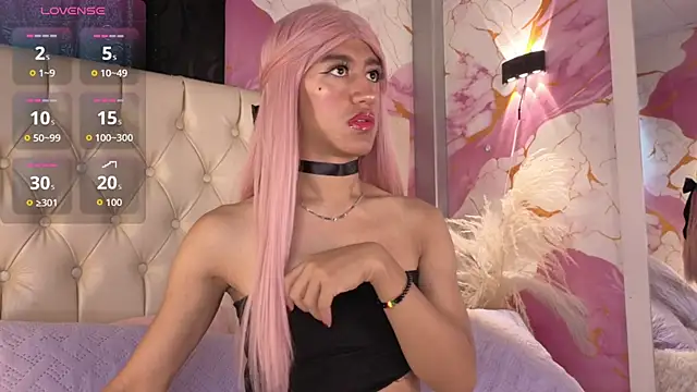 Luna Sissy  online show from 25, 5, 2026