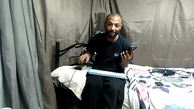 Camodick online show from 7, 4, 2026