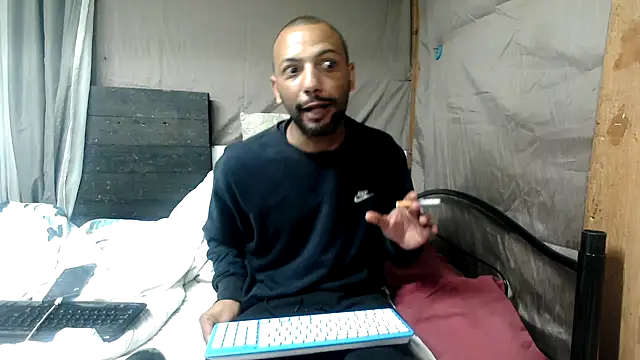 Snapshot of Camodick chatting on 19, 7, 2026 Camodick online show from 19, 7, 2026