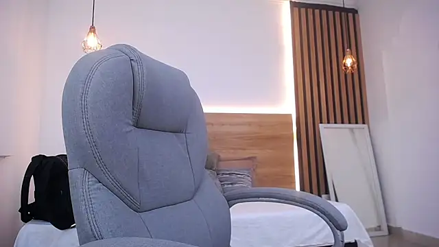 alexa forbes  online show from 15, 5, 2026