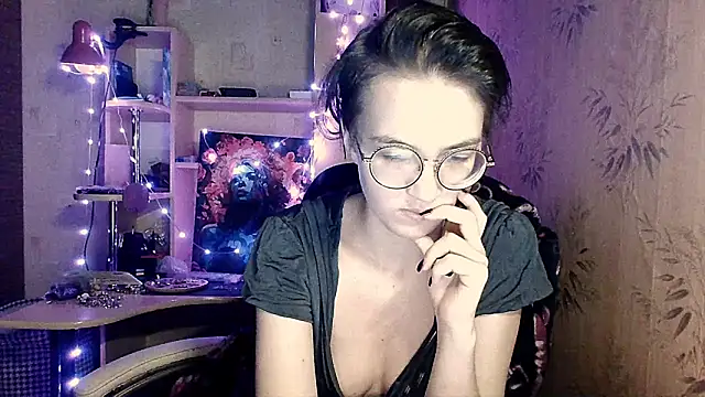 Alessa Kiss online show from 14, 5, 2026