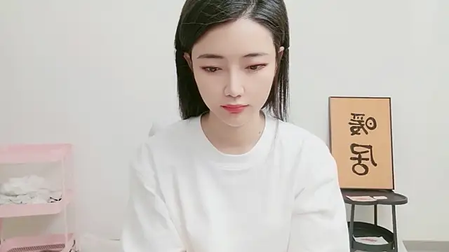 woxiangjinjin030 online show from 13, 5, 2026