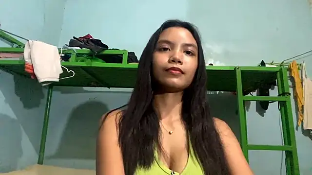 Snapshot of ValeryCatledge chatting on 9, 5, 2026 ValeryCatledge online show from 9, 5, 2026