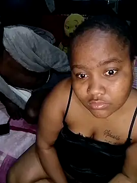 Snapshot of ChubbyMidgetxxx19 chatting on 6, 6, 2026 ChubbyMidgetxxx19 online show from 6, 6, 2026