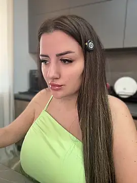 Snapshot of SophiePale chatting on 6, 5, 2026 SophiePale online show from 6, 5, 2026