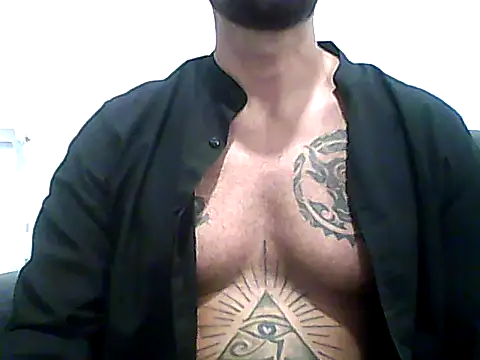 Alessandromagno8 online show from 8, 5, 2026