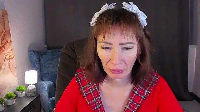 gracekellyyy online show from 9, 6, 2026