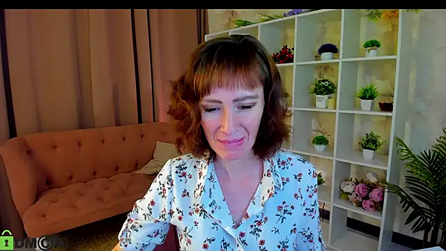 gracekellyyy online show from 13, 6, 2026
