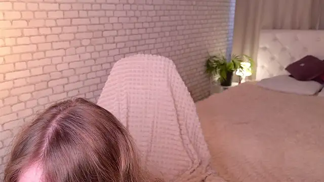Snapshot of MilanaRayy chatting on 20, 6, 2026 MilanaRayy online show from 20, 6, 2026
