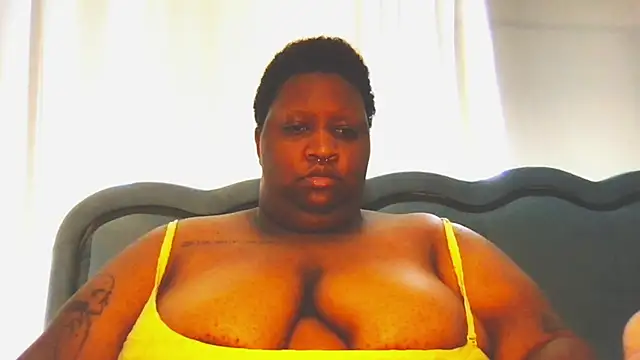 Snapshot of xxmoniquestarrxx chatting on 7, 5, 2026 xxmoniquestarrxx online show from 7, 5, 2026