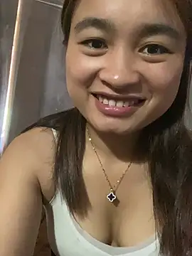 Cute-Sexyy online show from 8, 5, 2026
