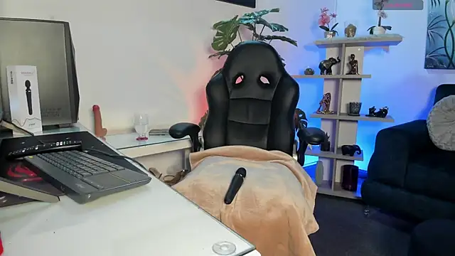 lexietaylor online show from 17, 7, 2026