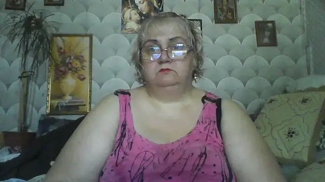 MarinaFarina53 online show from 9, 6, 2026