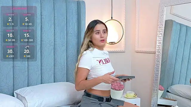 Serena-Virelli online show from 20, 6, 2026