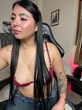 Snapshot of Nina_vell chatting on 31, 5, 2026 Nina vell online show from 31, 5, 2026