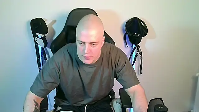 Snapshot of Bigbaald chatting on 16, 5, 2026 Bigbaald online show from 16, 5, 2026