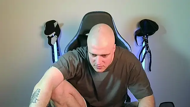 Snapshot of Bigbaald chatting on 16, 5, 2026 Bigbaald online show from 16, 5, 2026