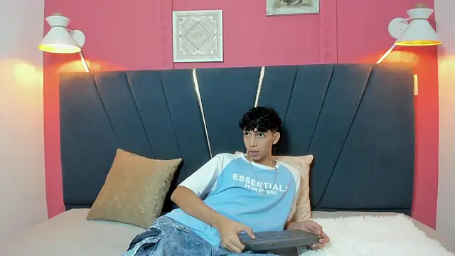 ero boy40 online show from 22, 5, 2026