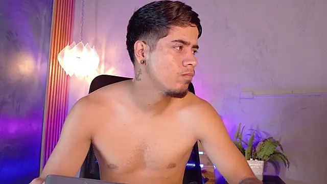 criss hardcock  online show from 25, 5, 2026